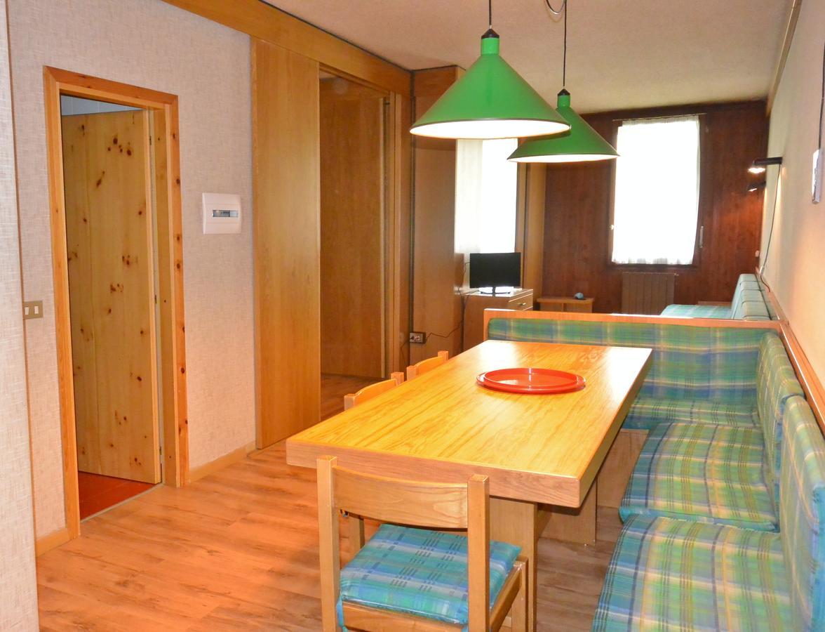 Appartamenti La Maison De Vacances Breuil-Cervinia Buitenkant foto