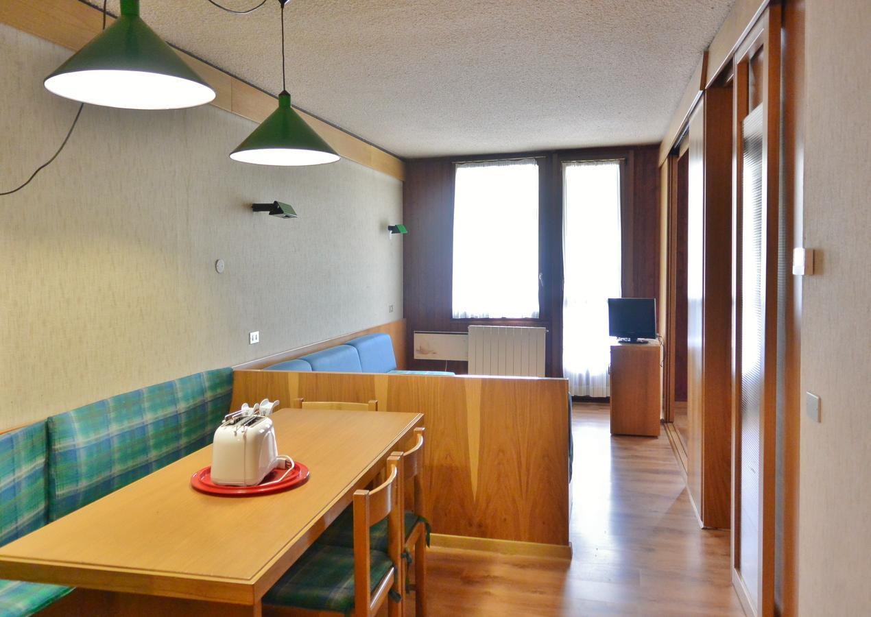 Appartamenti La Maison De Vacances Breuil-Cervinia Buitenkant foto